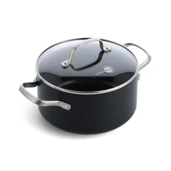 قدر GreenPan Copenhagen المزود بغطاء