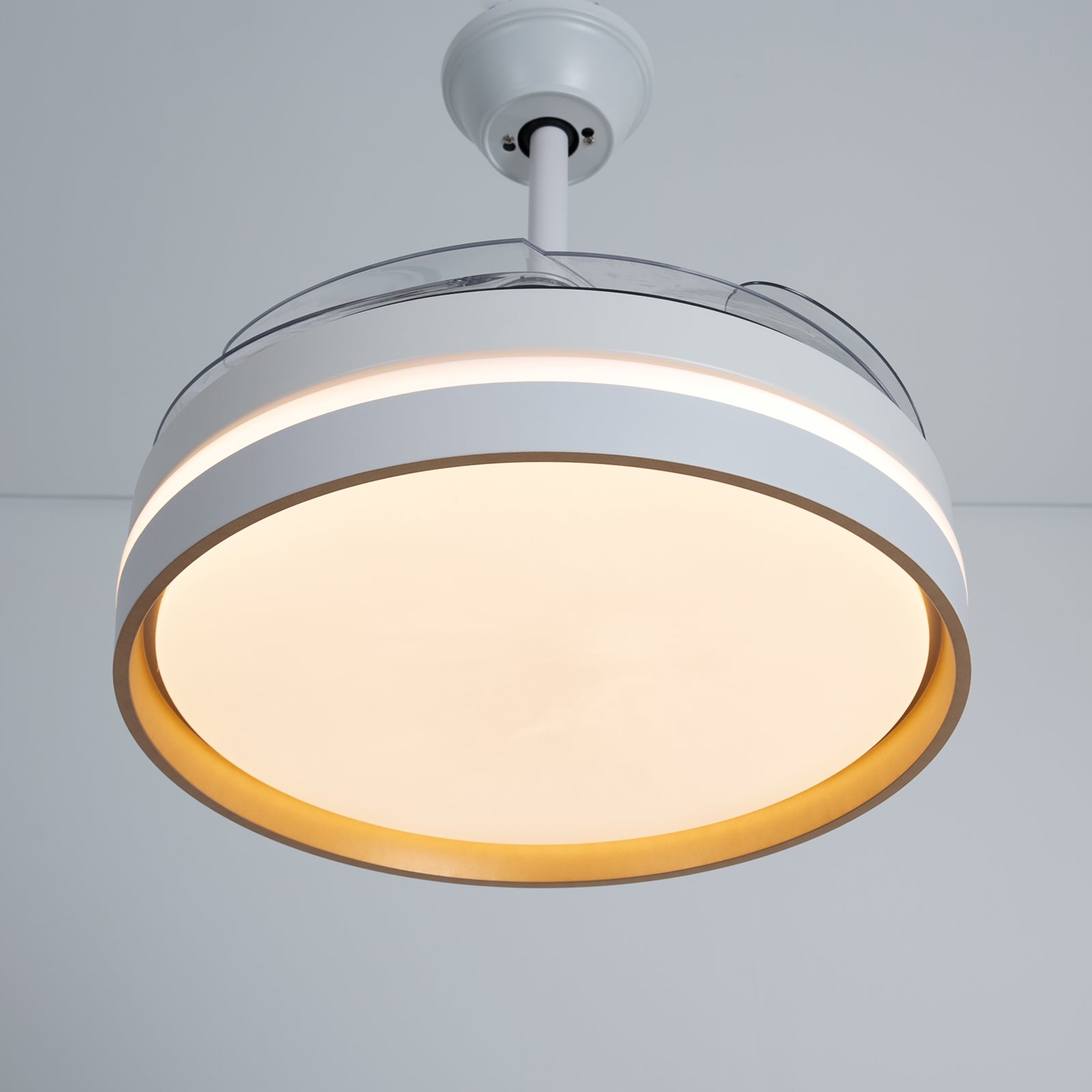 Hidden Blade Ceiling Fan – Modern & Quiet Design