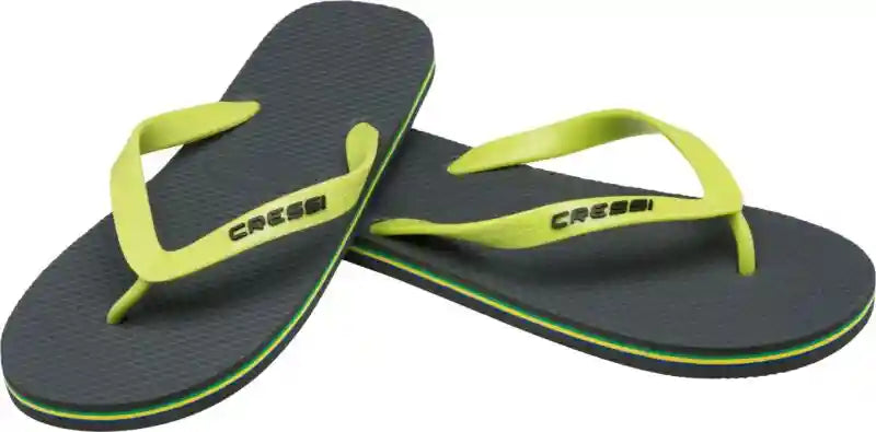 استمتع بالراحة والأناقة مع شبشب Cressi للرجال. مصمم للاستخدام اليومي، 