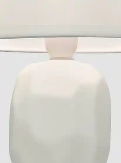 مصباح الطاولة كيرنز بقاعدة من السيراميك 