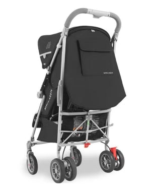  عربة الأطفال ماكلارين تيكنو XLR باللون الأسود والفضي من أفضل الخيارات للأهل الذين يبحثون عن الراحة والفخامة في آن واحد. مصممة للرضّع والأطفال الصغار