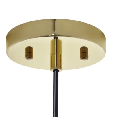 أضف لمسة من الفخامة والأناقة إلى منزلك مع الإضاءة المعلّقة المصنوعة يدوياً من Ebb & Flow. تأتي هذه القطعة المصنوعة من زجاج فني عالي الجودة بلون أزرق مميز وبحرفية دقيقة تمنحها طابعاً فريداً