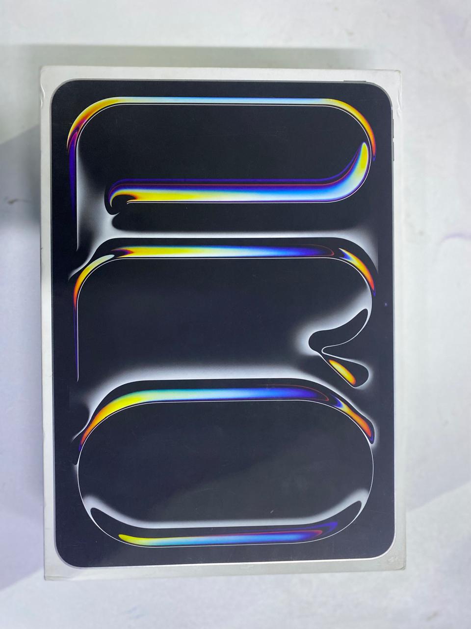 Apple iPad Pro Ultra Retina XDR AI Wi-Fi 6E (Open Box & Active)
