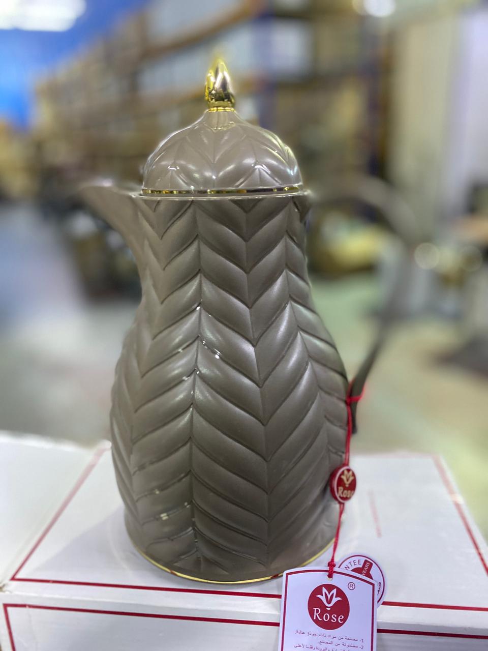 ترموس من Rose للقهوة بسعة 1 لتر مصمم للحفاظ على المشروبات ساخنة أو باردة لفترات طويلة.  – Safqqa Egypt