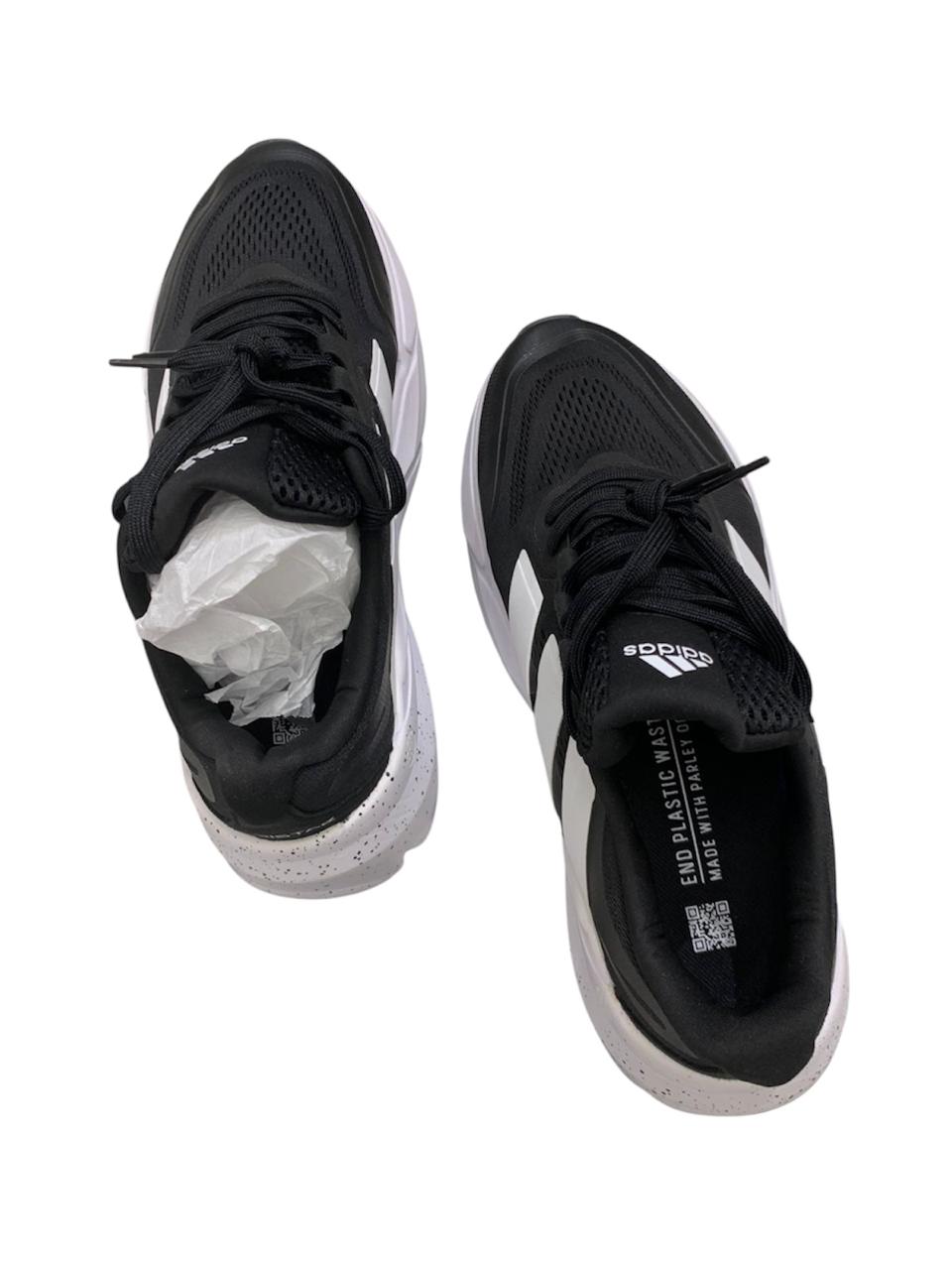 Generic Shoes For Men Durable materials for long-lasting wear