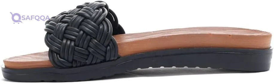 Grinta Slippers For Womens Comfortable and lightweight slippers - Safqqa