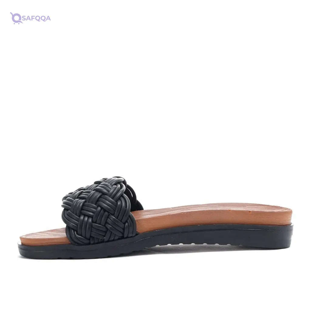 Grinta Slippers For Womens Comfortable and lightweight slippers - Safqqa