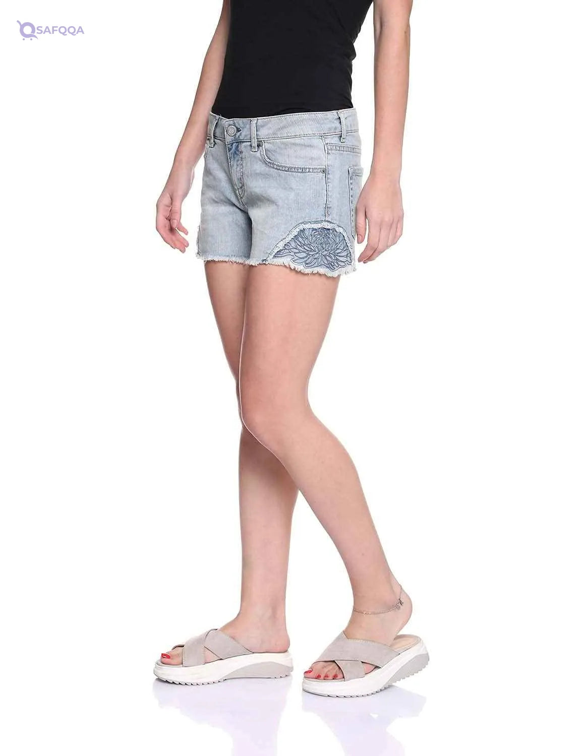 Aeropostale Side-Floral Pattern Frayed-Hem Light-Wash Denim Shorts for Women - Blue - Safqqa Egypt