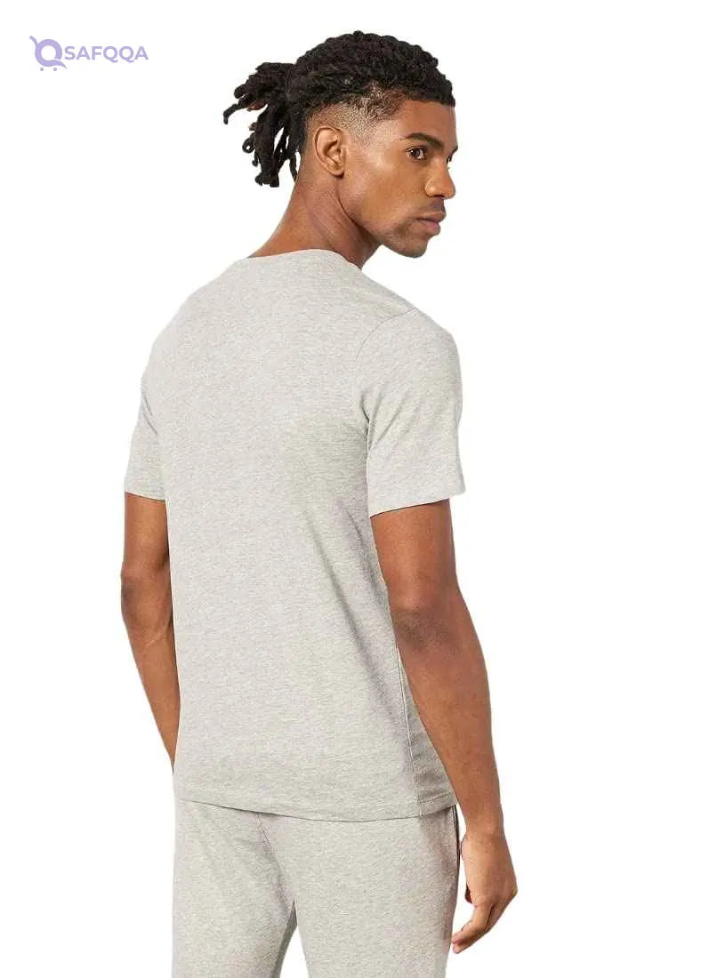 UMBRO Men’s FW Linear Waves Graphic T-Shirt - Safqqa