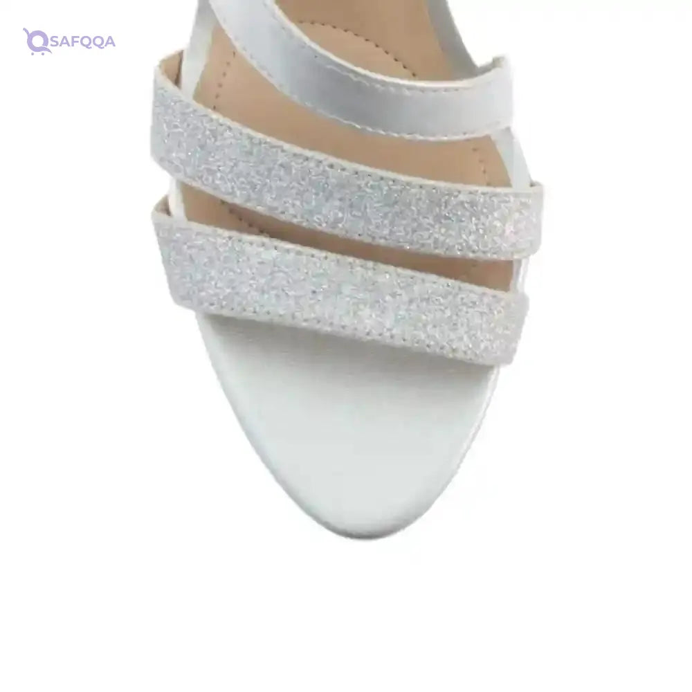 Naturalizer Sandal For Women  High-quality materials for durability and softness - Safqqa