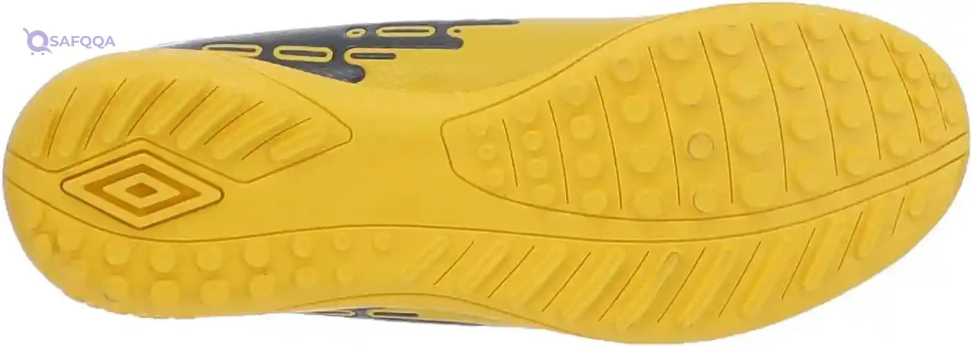 UMBRO Soccer Shoes For boys - Safqqa Egypt
