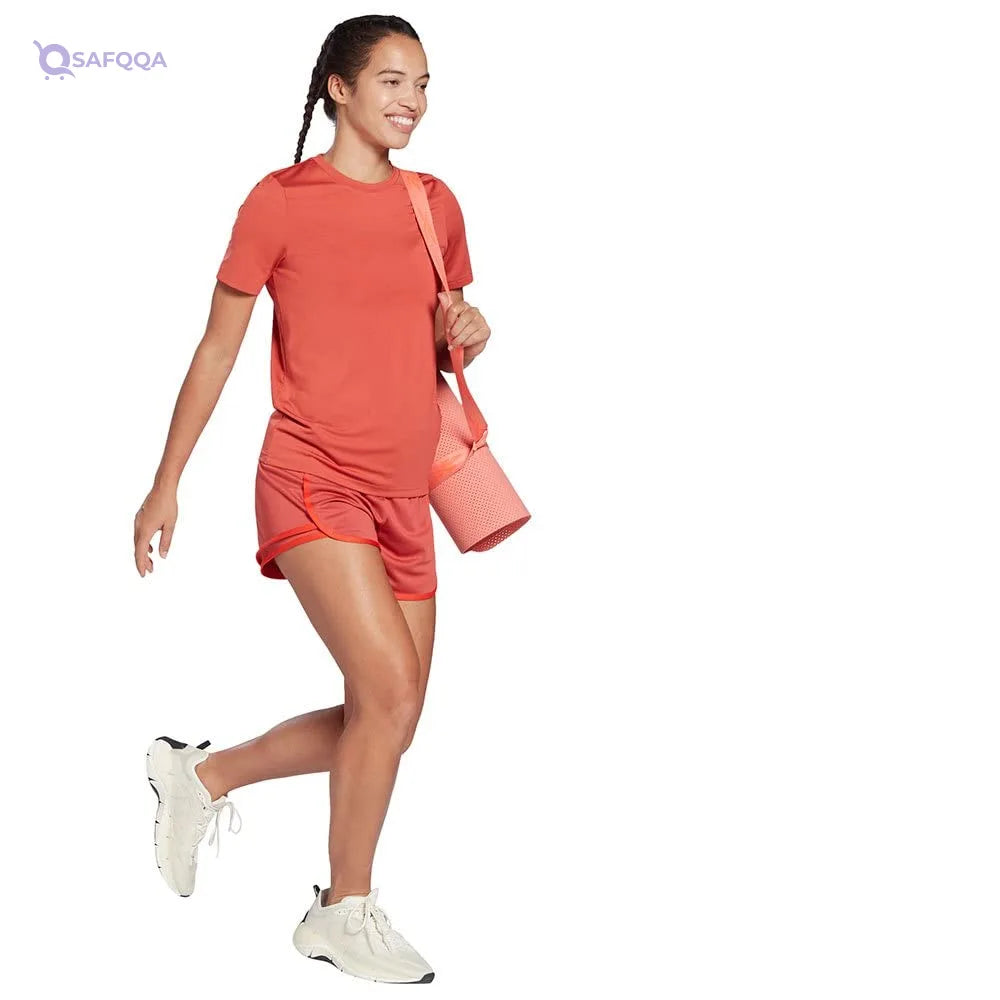 Reebok T-shirt  For Women Soft and breathable fabric - Safqqa