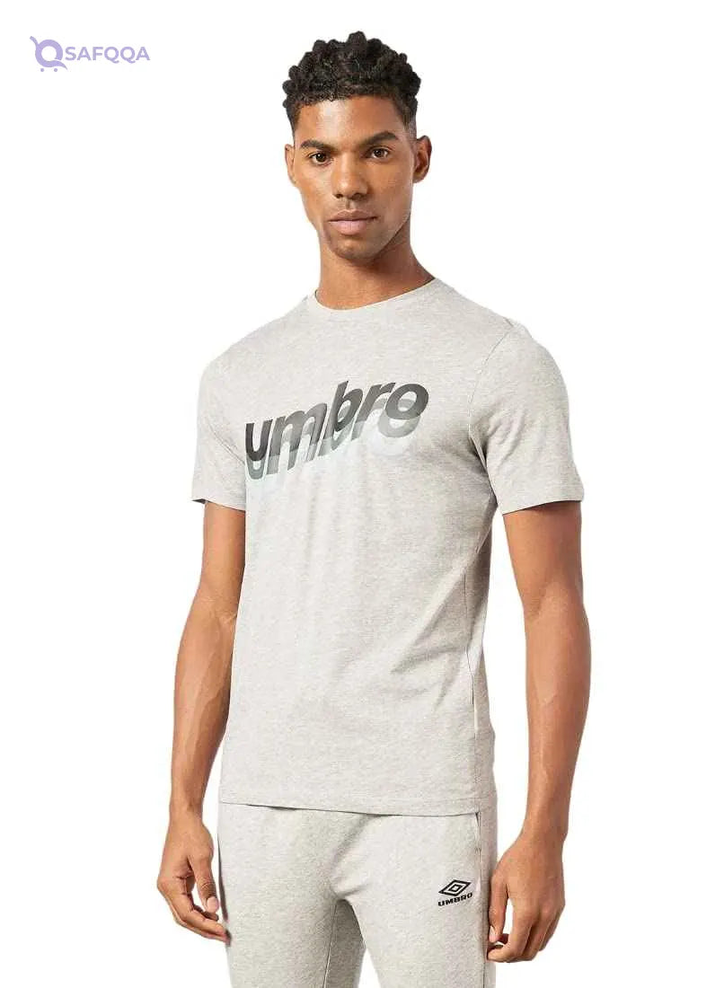 UMBRO Men’s FW Linear Waves Graphic T-Shirt - Safqqa