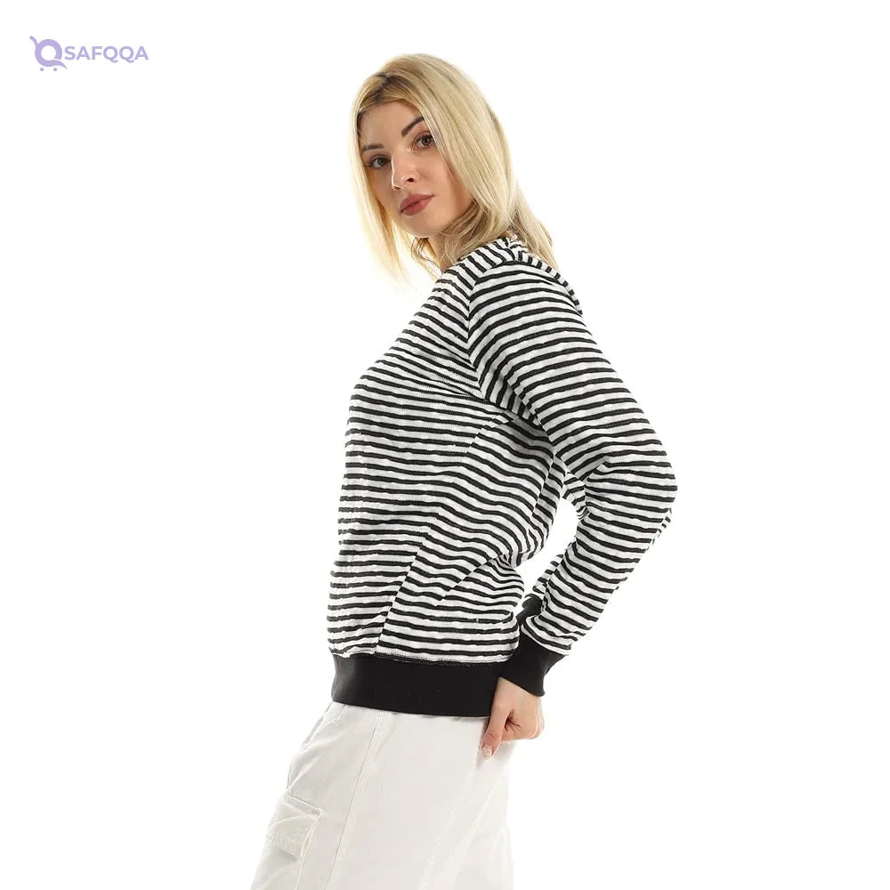 JAMILA Sweatshirt  For Women Comfortable for all-day wear - Safqqa