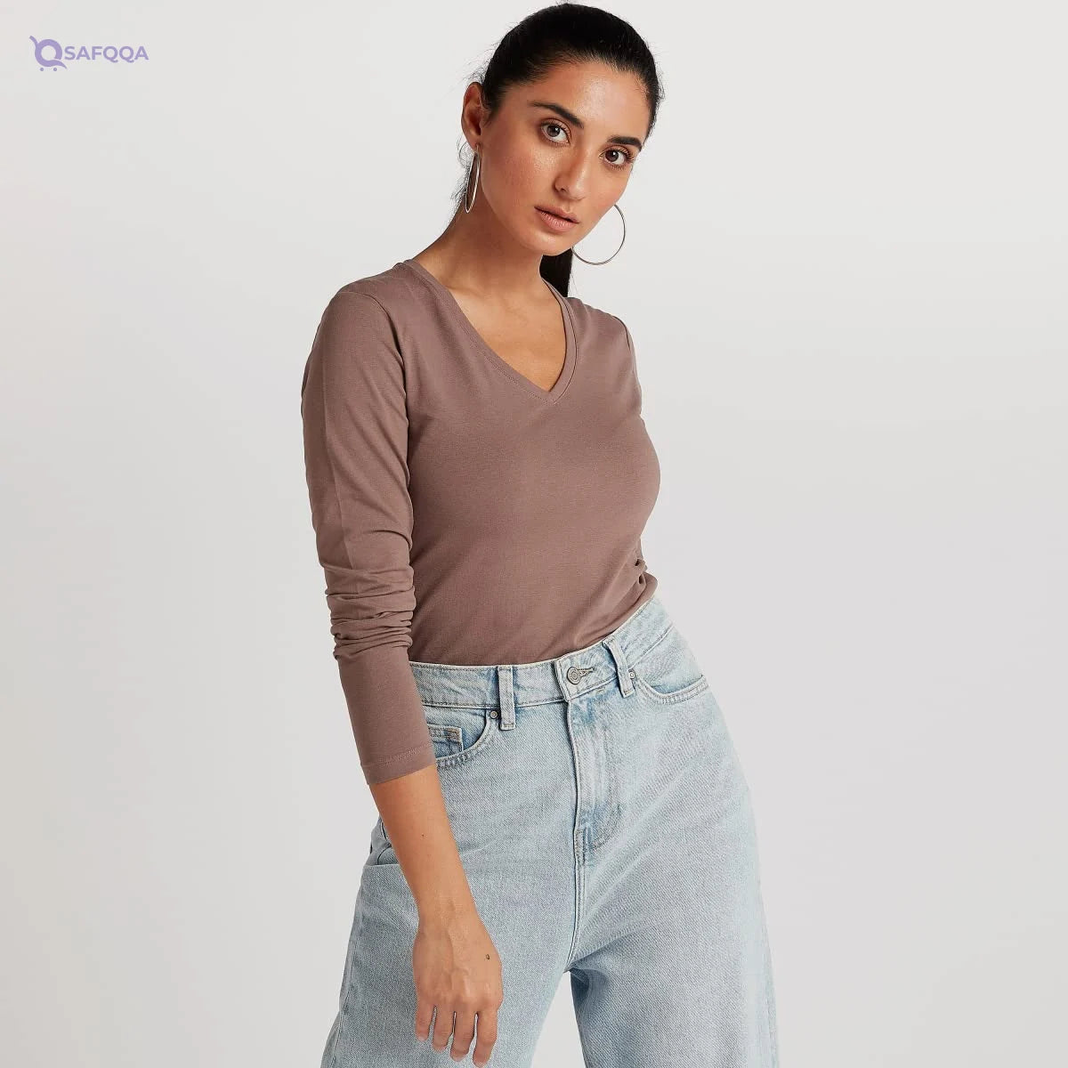 Solid T-shirt with V-neck and Long Sleeves - Safqqa