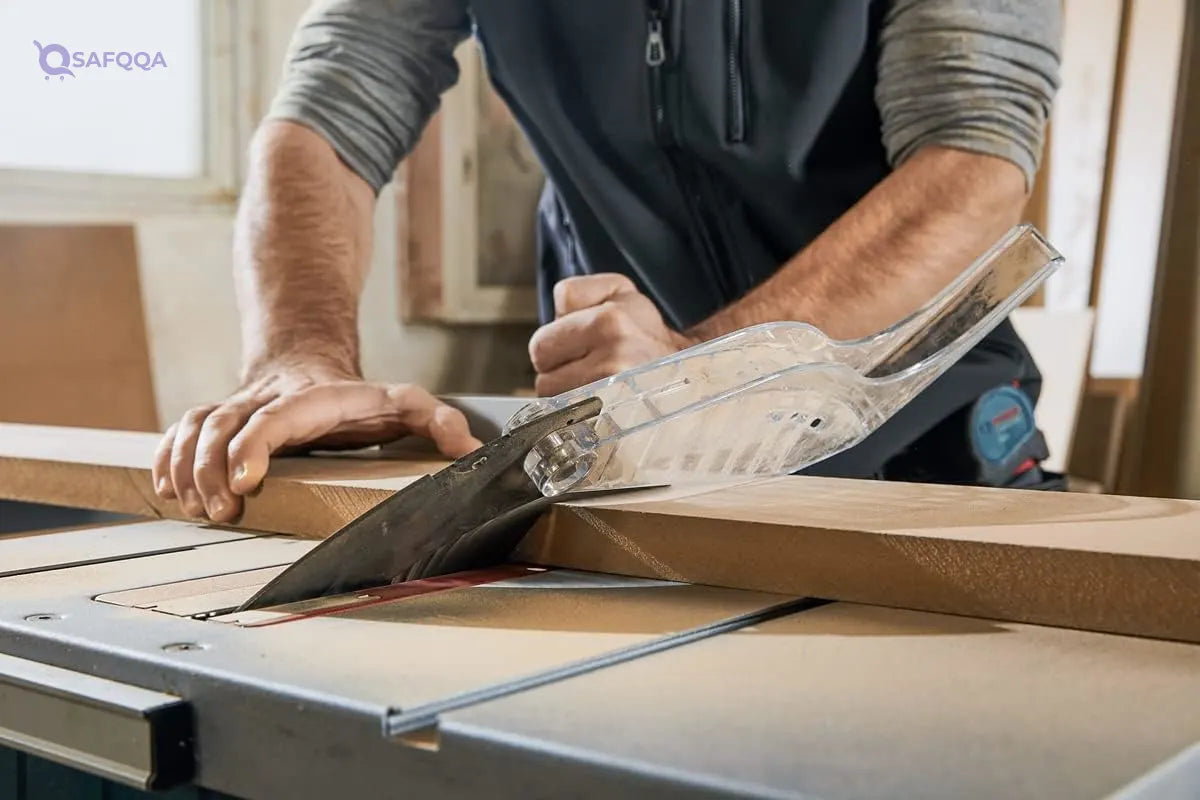 Bosch Professional Circular Saw Powerful performance for professional cutting tasks - Safqqa