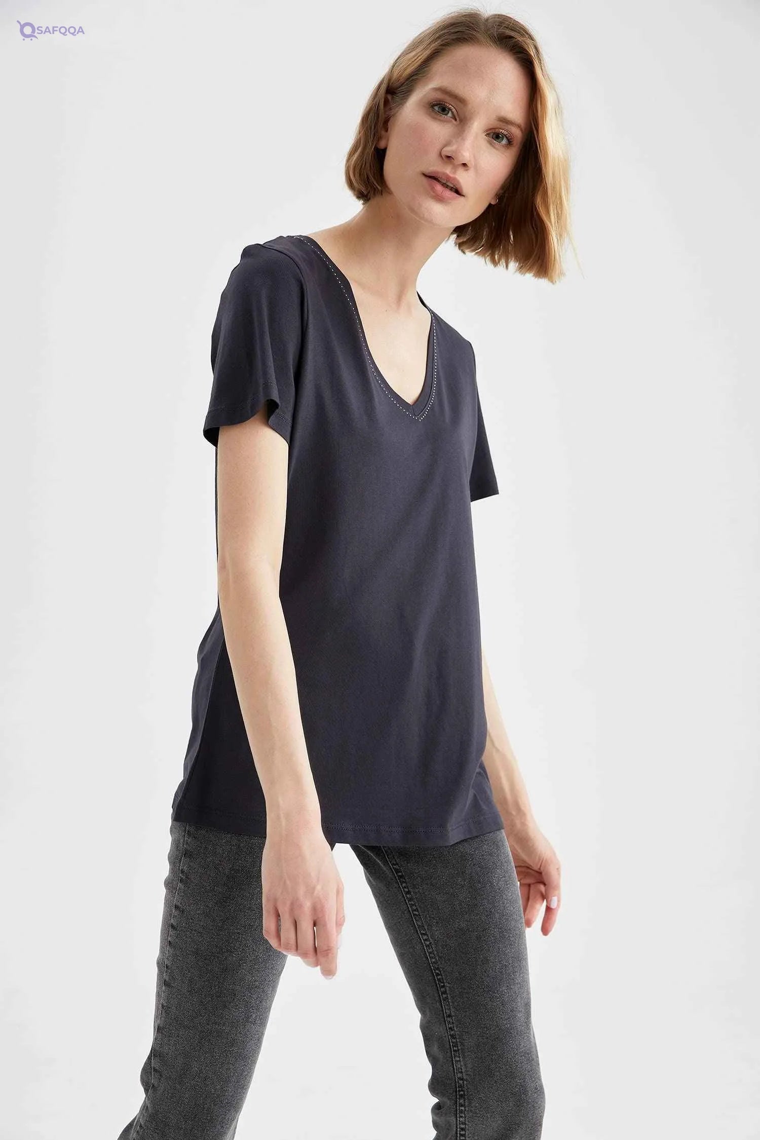 DeFacto womens U6406AZ T-Shirt - Safqqa Egypt