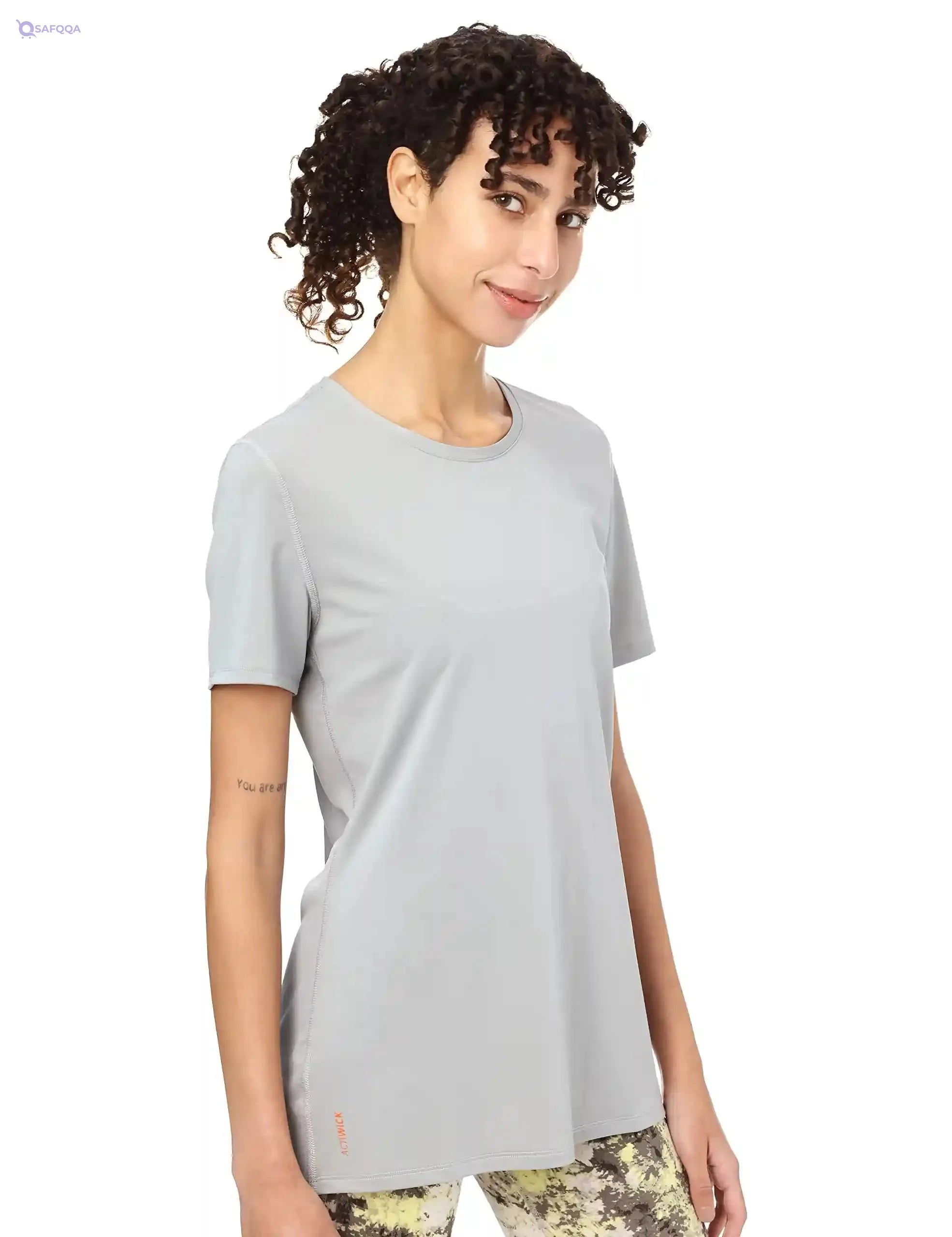 Magma Lava Flow Round-Neck Slim-Fit Solid T-Shirt for Women - Safqqa Egypt