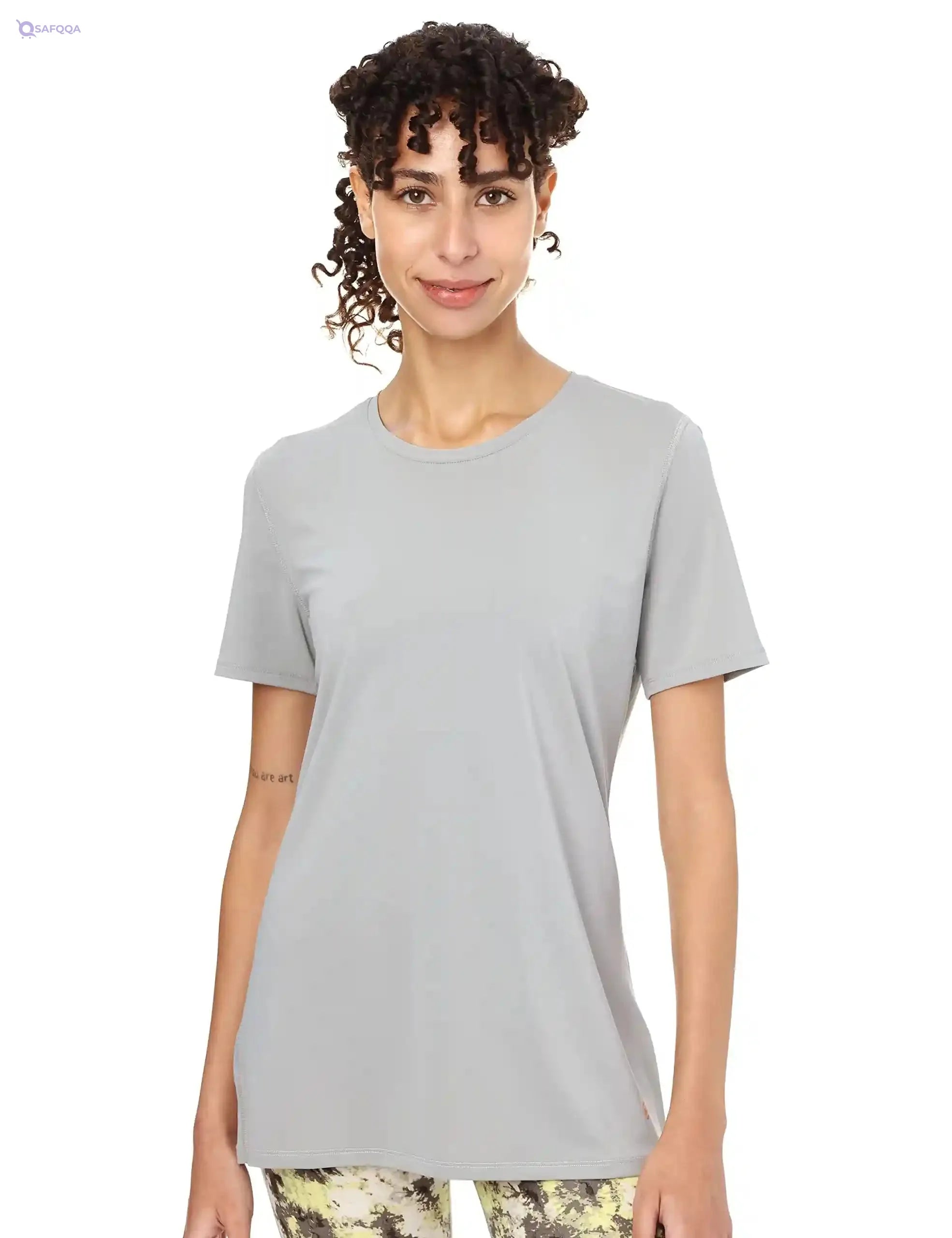 Magma Lava Flow Round-Neck Slim-Fit Solid T-Shirt for Women - Safqqa Egypt
