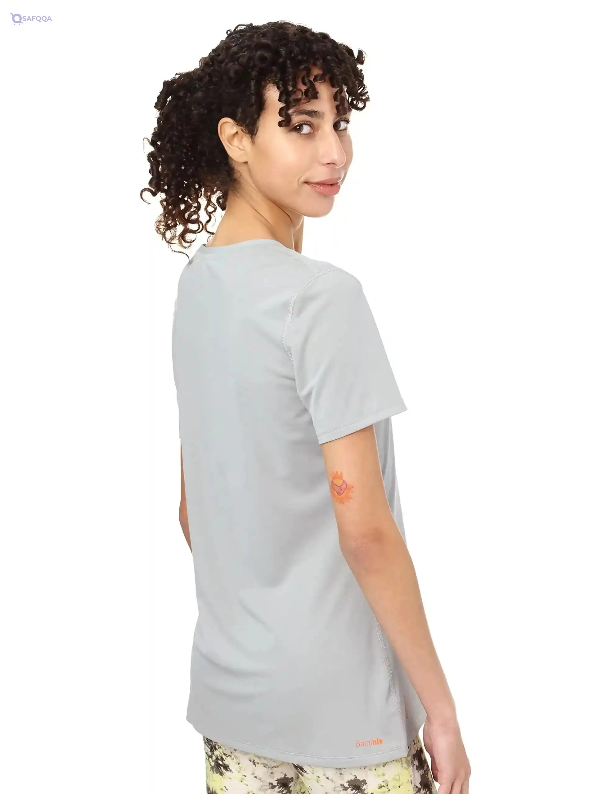 Magma Lava Flow Round-Neck Slim-Fit Solid T-Shirt for Women - Safqqa Egypt