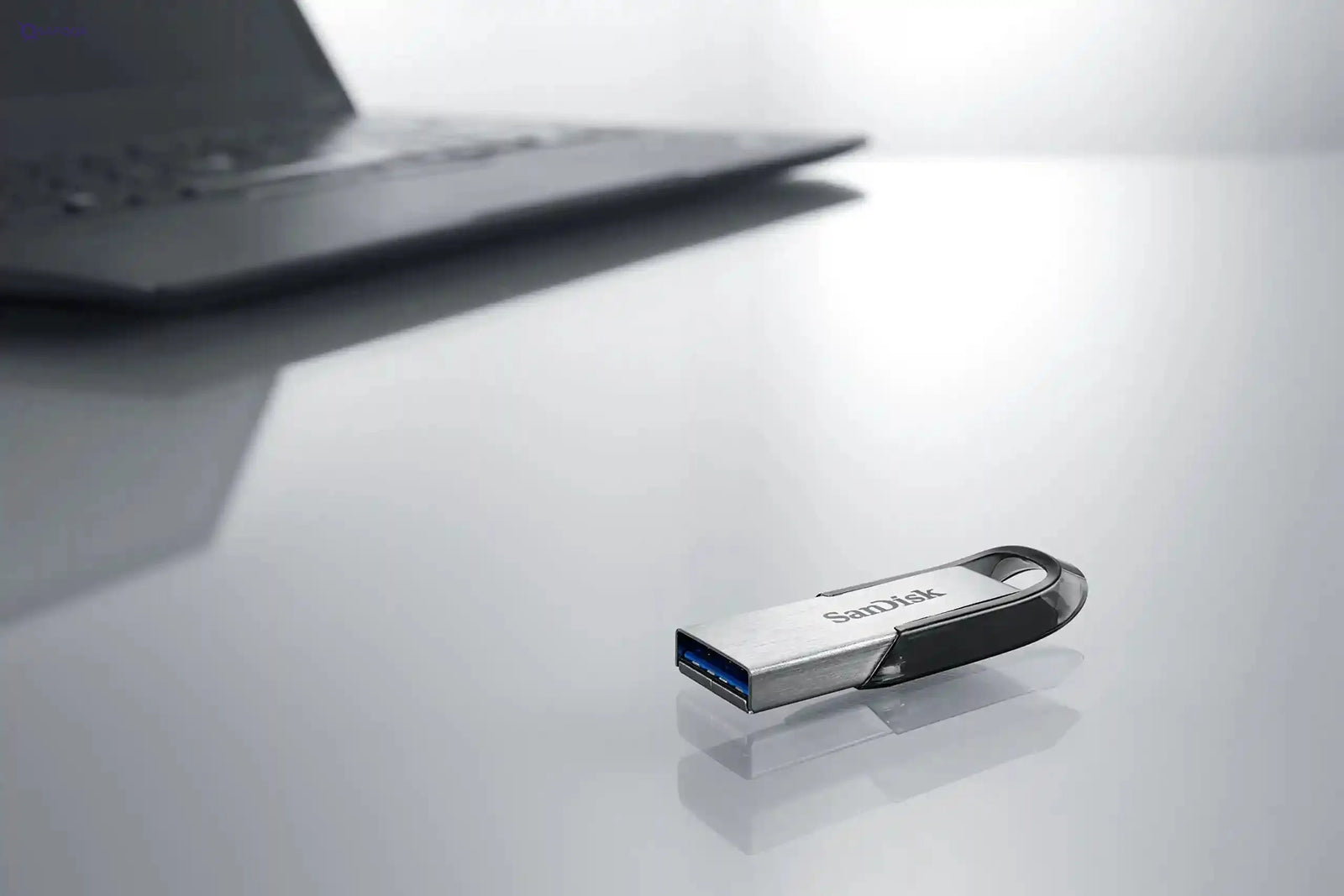 SanDisk Ultra Flair 64GB, USB 3.0 Flash Drive open box - Safqqa
