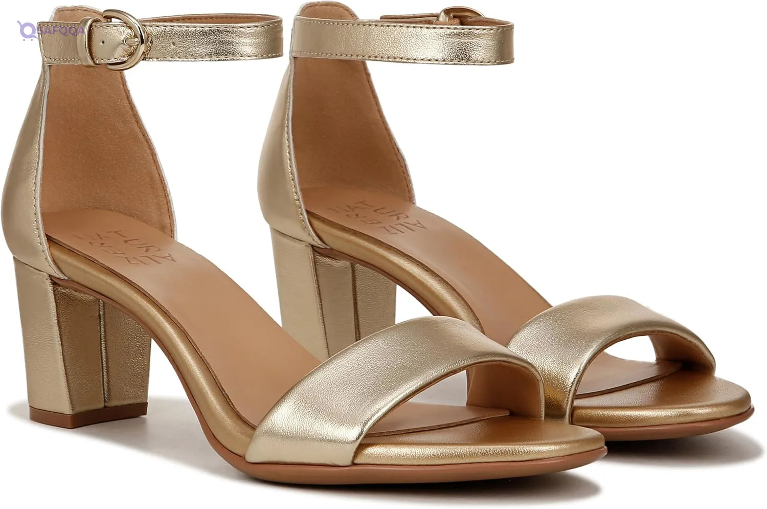 Naturalizer Sandal For Women Supportive and cushioned footbed - Safqqa