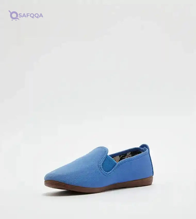 Round-Toe Flossy Shoes – Stylish & Comfortable Design - Safqqa