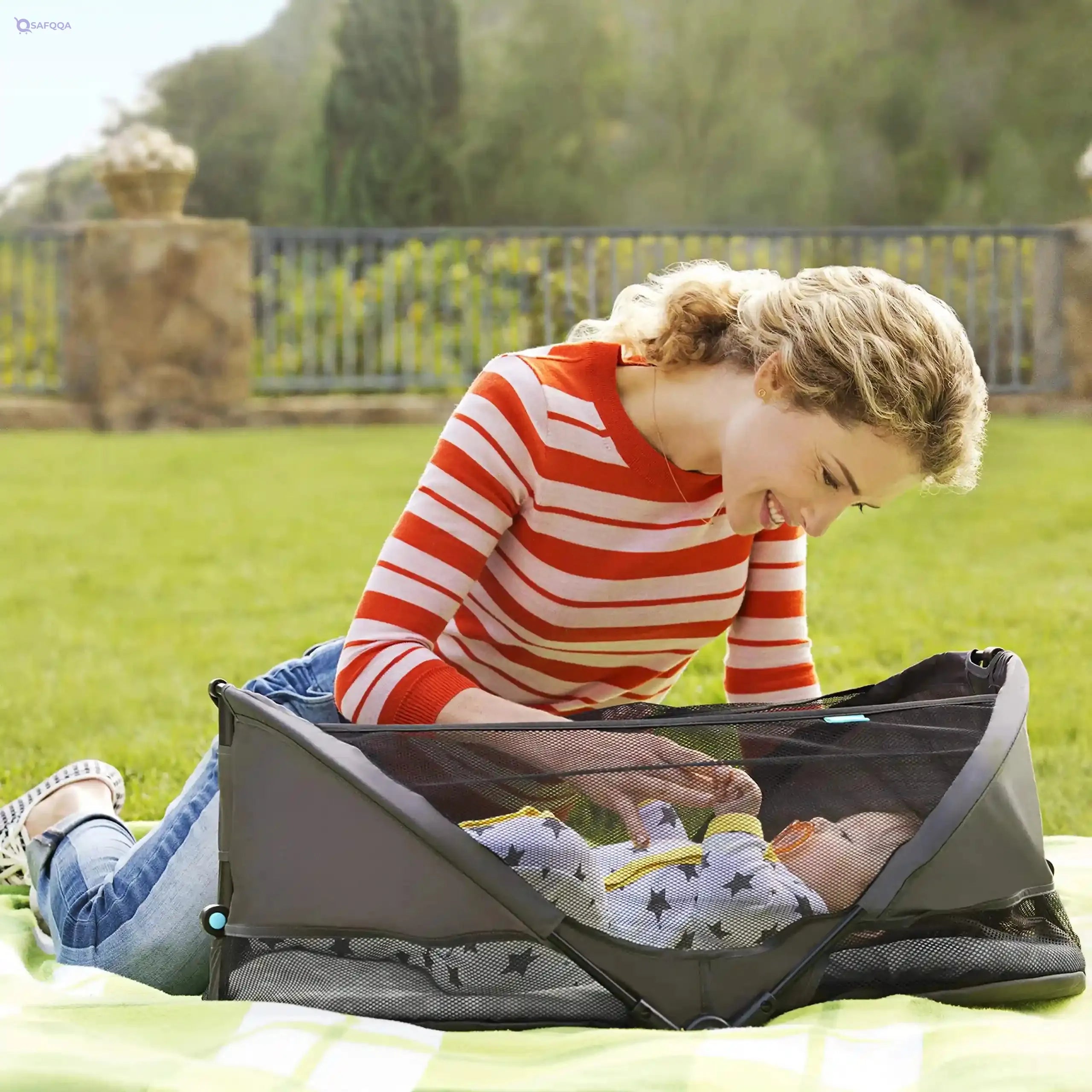 Munchkin Fold N' Go Travel Bassinet, - Safqqa