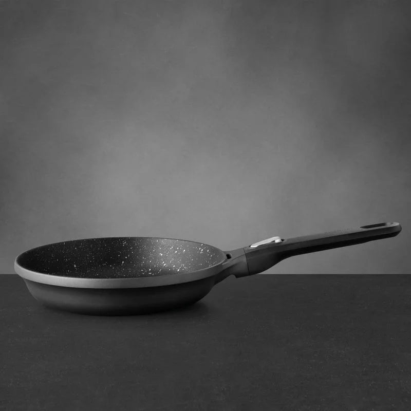 BergHOFF Frying Pan With Detachable Handle Black - Safqqa Egypt