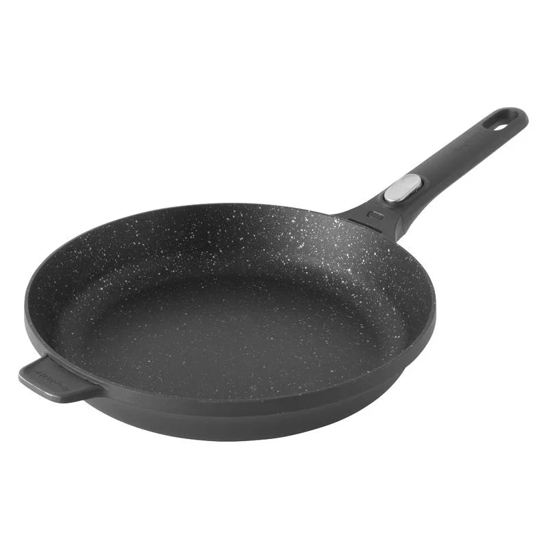 BergHOFF Frying pan with detachable handle back 28 cm – Gem - Safqqa Egypt